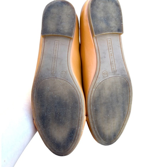 Tommy Hilfiger Logo Balletcore Flats – Tan Quilted Slip-On Shoes Size 6.5 - Picture 7 of 7